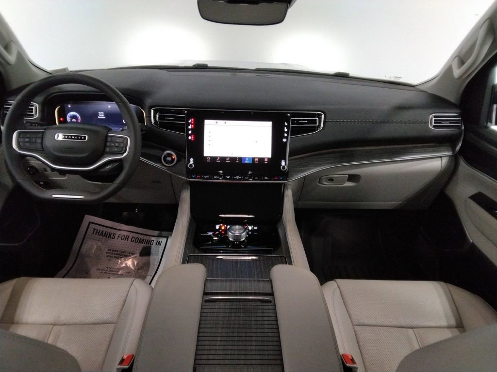 Used 2023 Jeep Wagoneer Series II w/ Premium Group I image 45