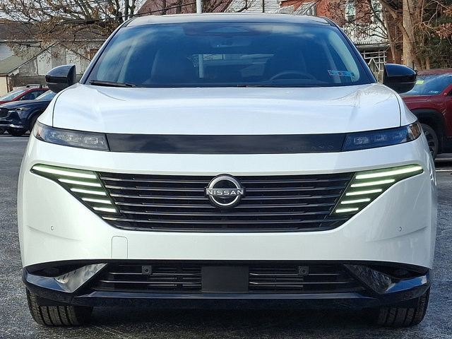 Used 2025 Nissan Murano Platinum w/ Cargo Package image 2