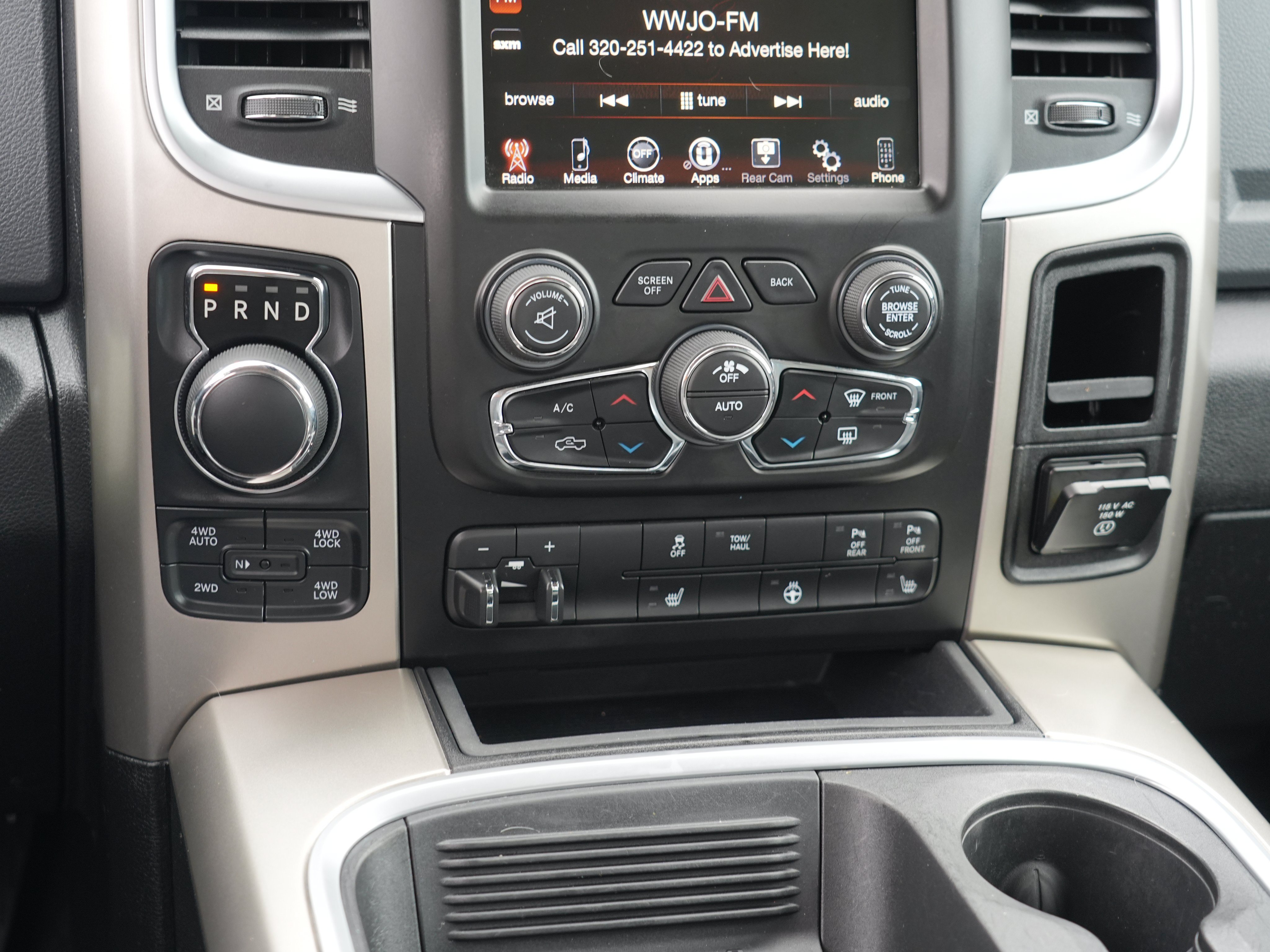 Used 2017 RAM 1500 Big Horn AWD/4WD image 23
