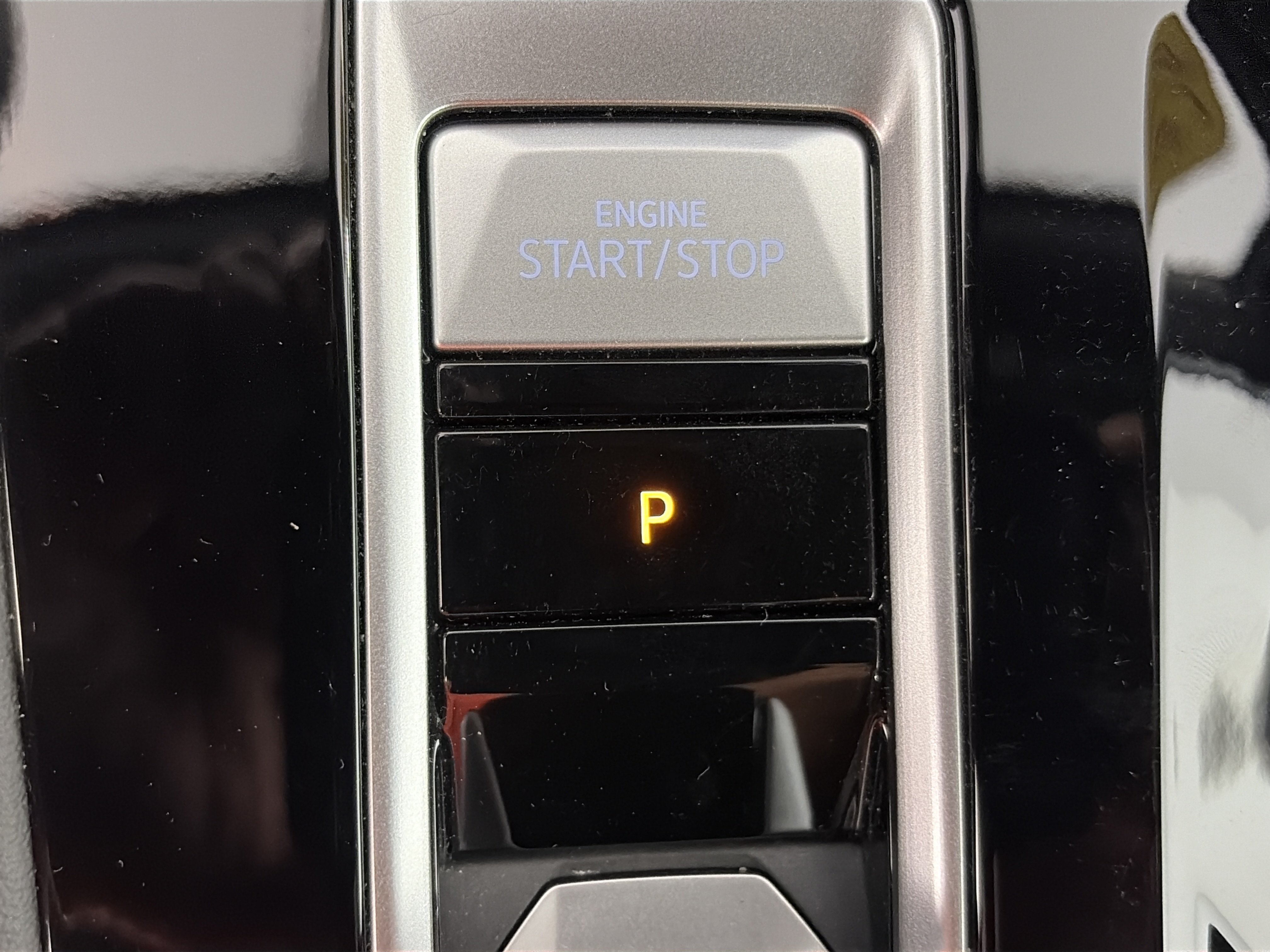 Used 2026 Volkswagen Atlas Cross Sport SE w/ Panoramic Sunroof Package AWD/4WD image 33