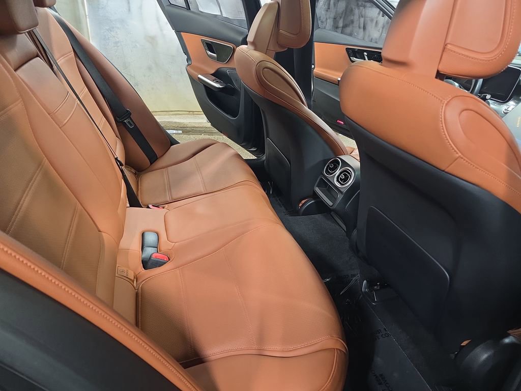 Used 2022 Mercedes-Benz C 300 4MATIC Sedan image 11