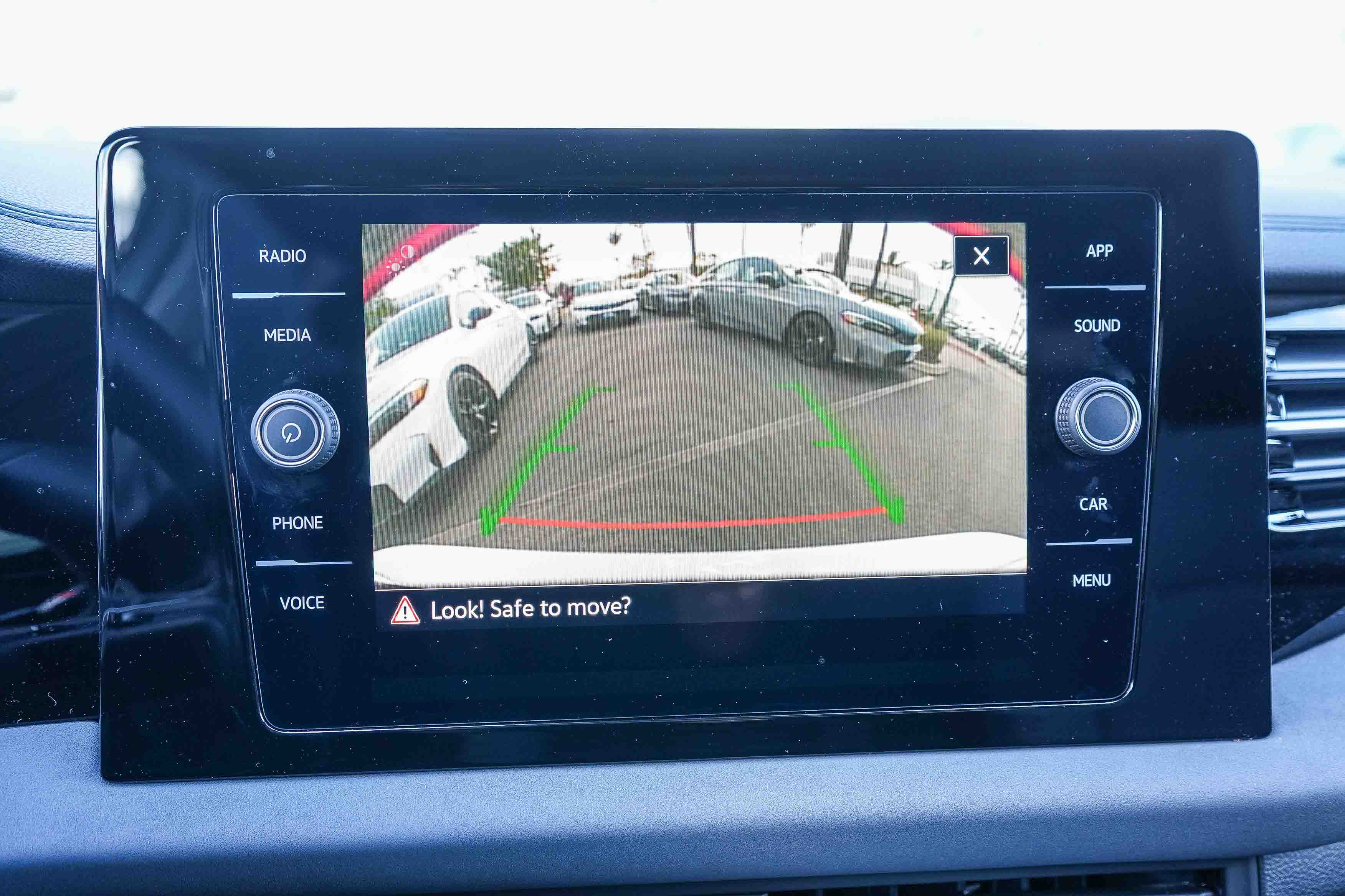 Used 2026 Volkswagen Jetta SE FWD image 28