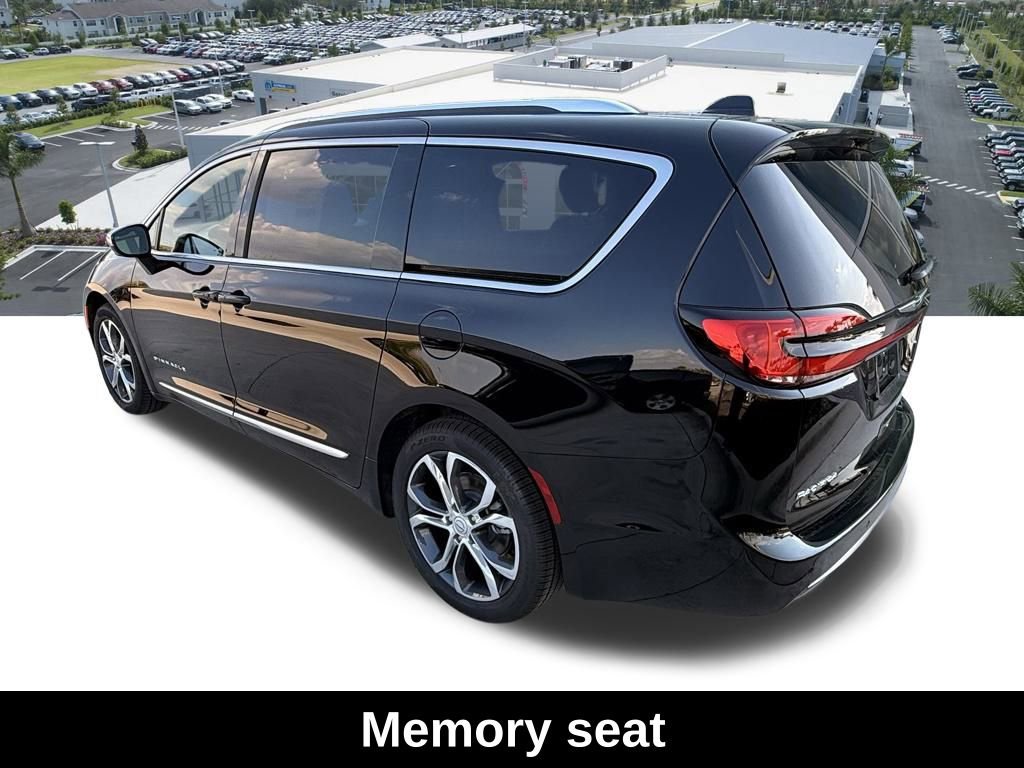 New 2026 Chrysler Pacifica Pinnacle FWD image 6