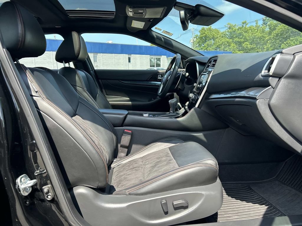 Certified 2022 Nissan Maxima SR w/ Sport Mat Group FWD image 18