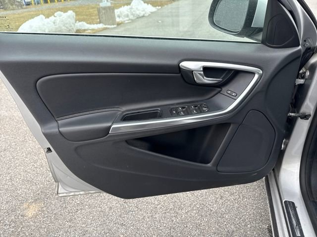 Used 2015 Volvo S60 T5 Premier image 15