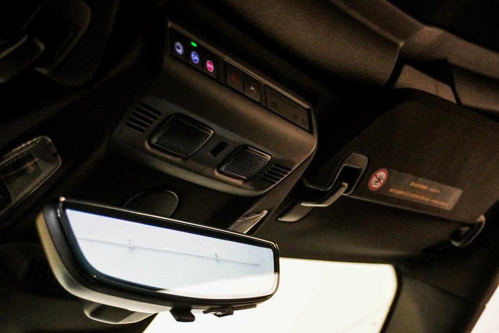 Used 2024 Chevrolet Corvette Z06 image 25