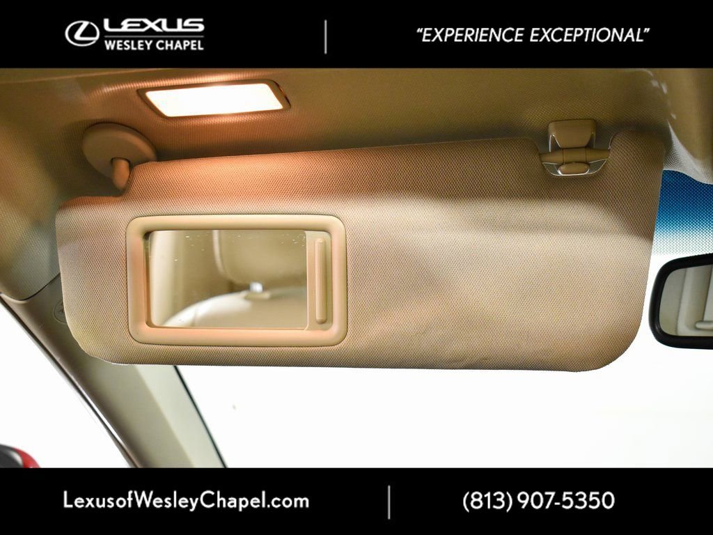 Used 2013 Toyota Camry XLE w/ Convenience Pkg image 32