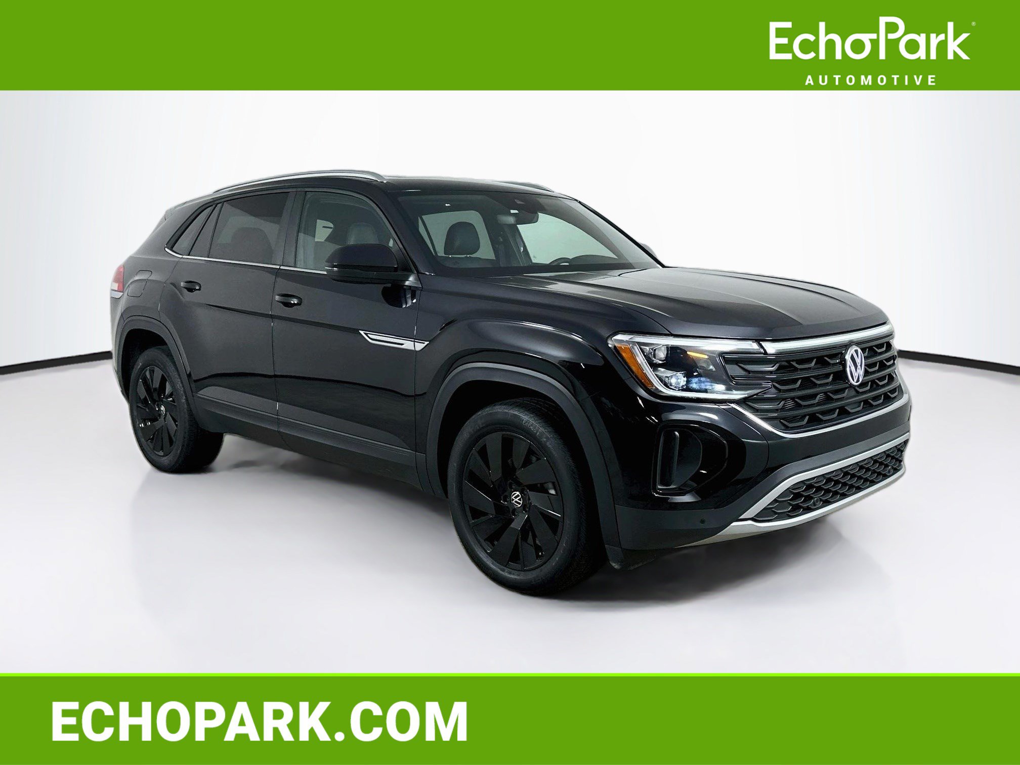 Used 2025 Volkswagen Atlas Cross Sport SE AWD/4WD image 1