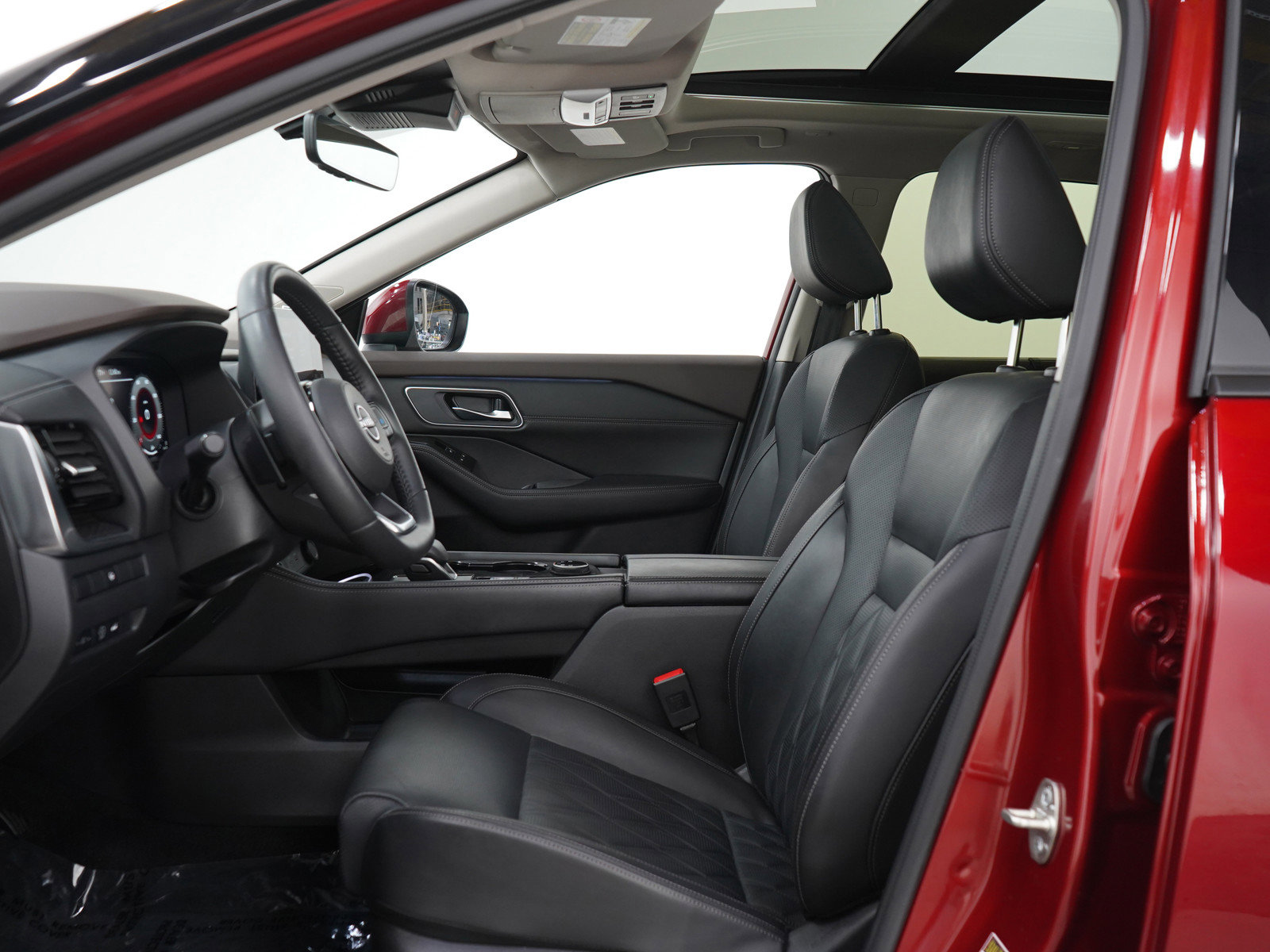Used 2023 Nissan Rogue Platinum AWD/4WD image 26