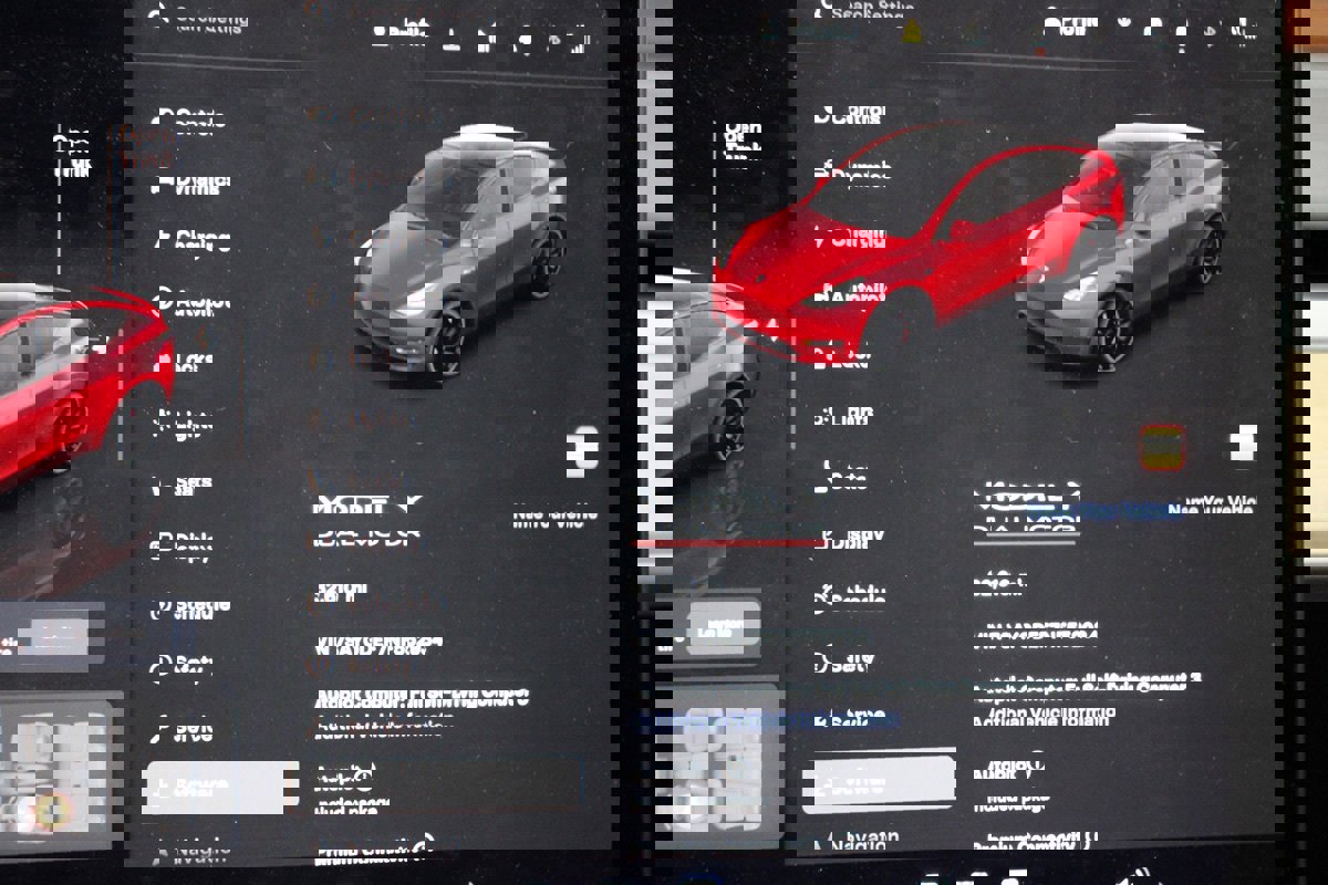 Used 2022 Tesla Model Y Performance image 27