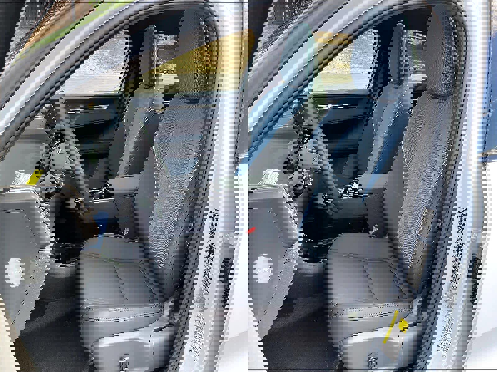 New 2026 Volvo EX30 Plus w/ Climate Package AWD/4WD image 11