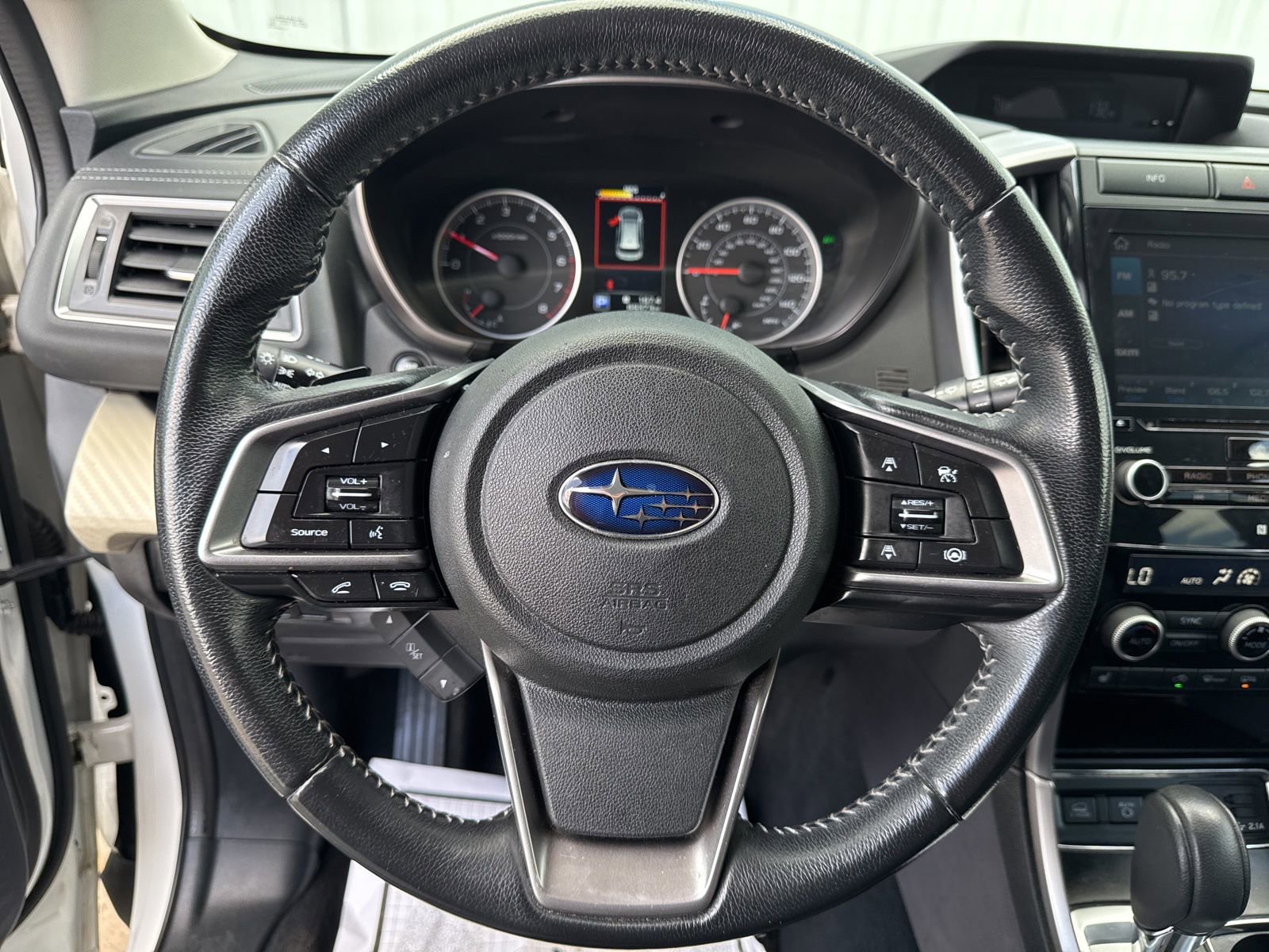 Used 2021 Subaru Ascent Premium w/ Convenience Package image 18