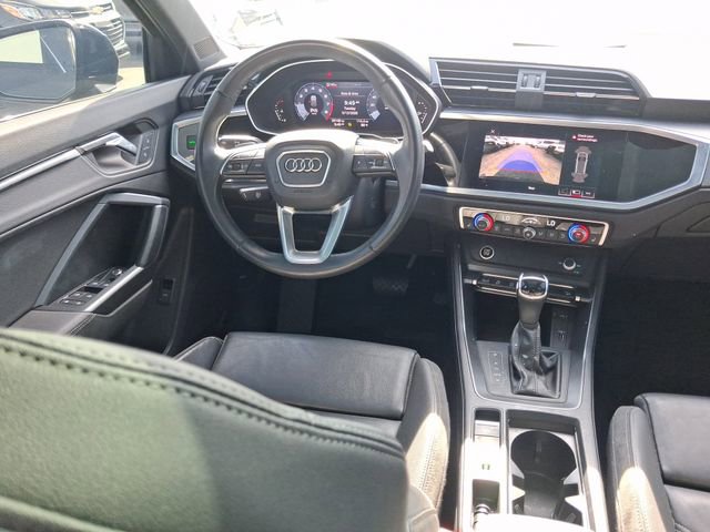 Used 2021 Audi Q3 2.0T Premium w/ Convenience Package AWD/4WD image 8