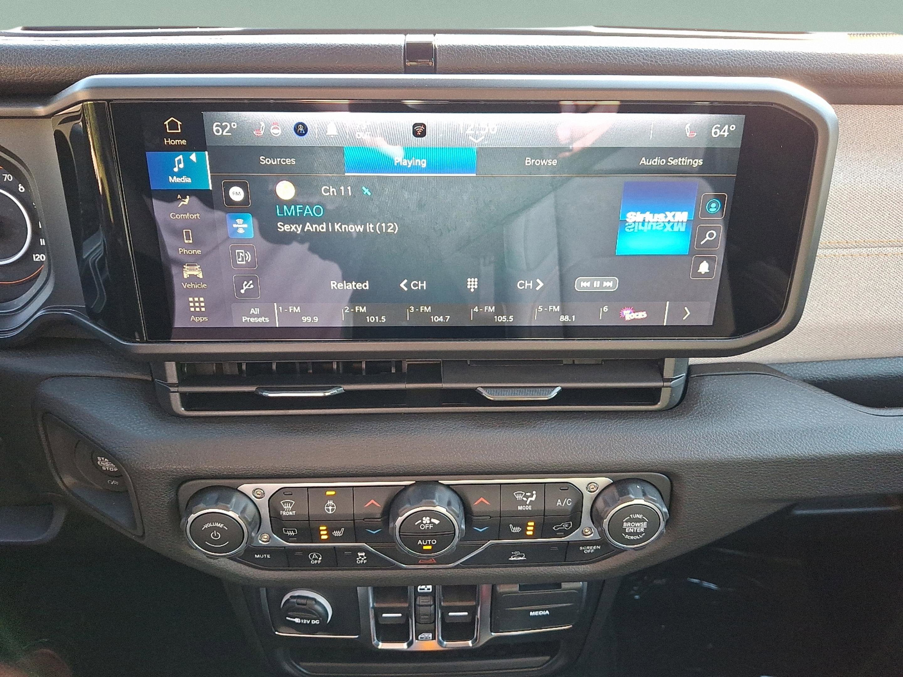 New 2025 Jeep Wrangler Sport S image 9