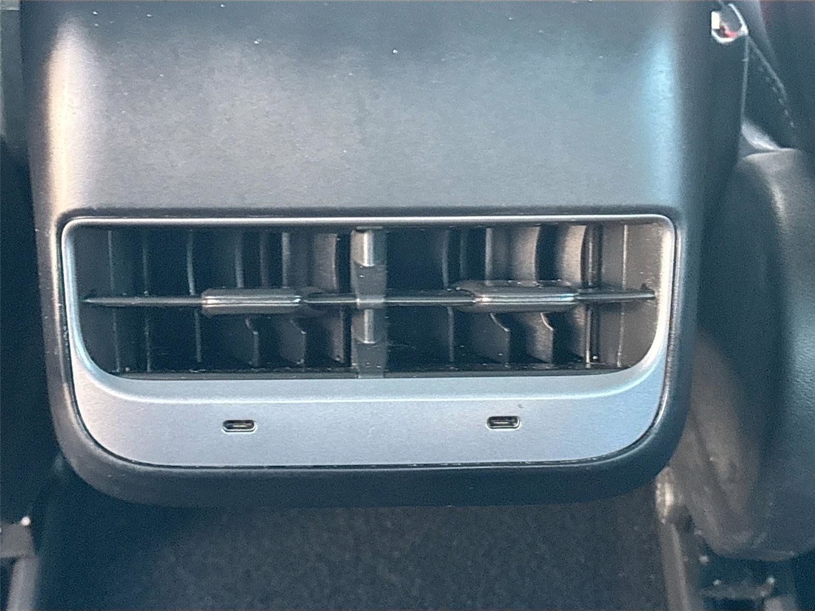 Used 2020 Tesla Model 3 Standard Range image 27