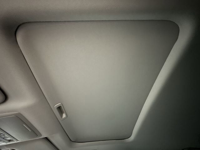Used 2021 Honda Accord Touring image 25