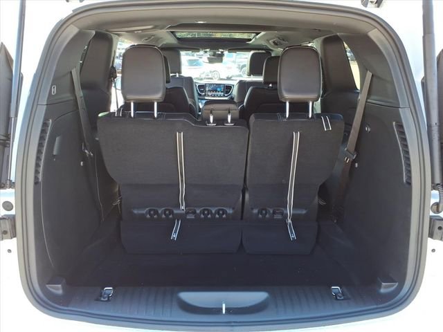 New 2026 Chrysler Pacifica Select AWD/4WD image 13