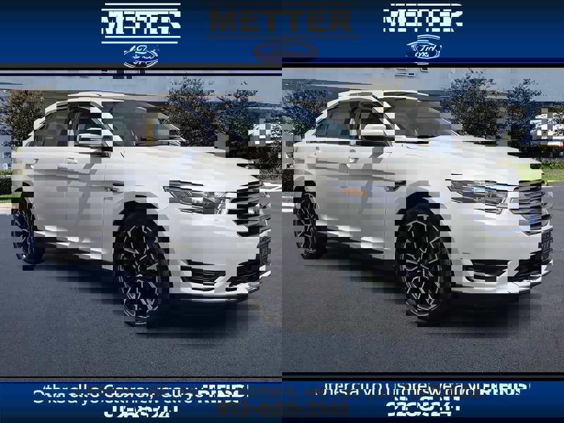 Used 2017 Ford Taurus SEL w/ Equipment Group 201A image 1