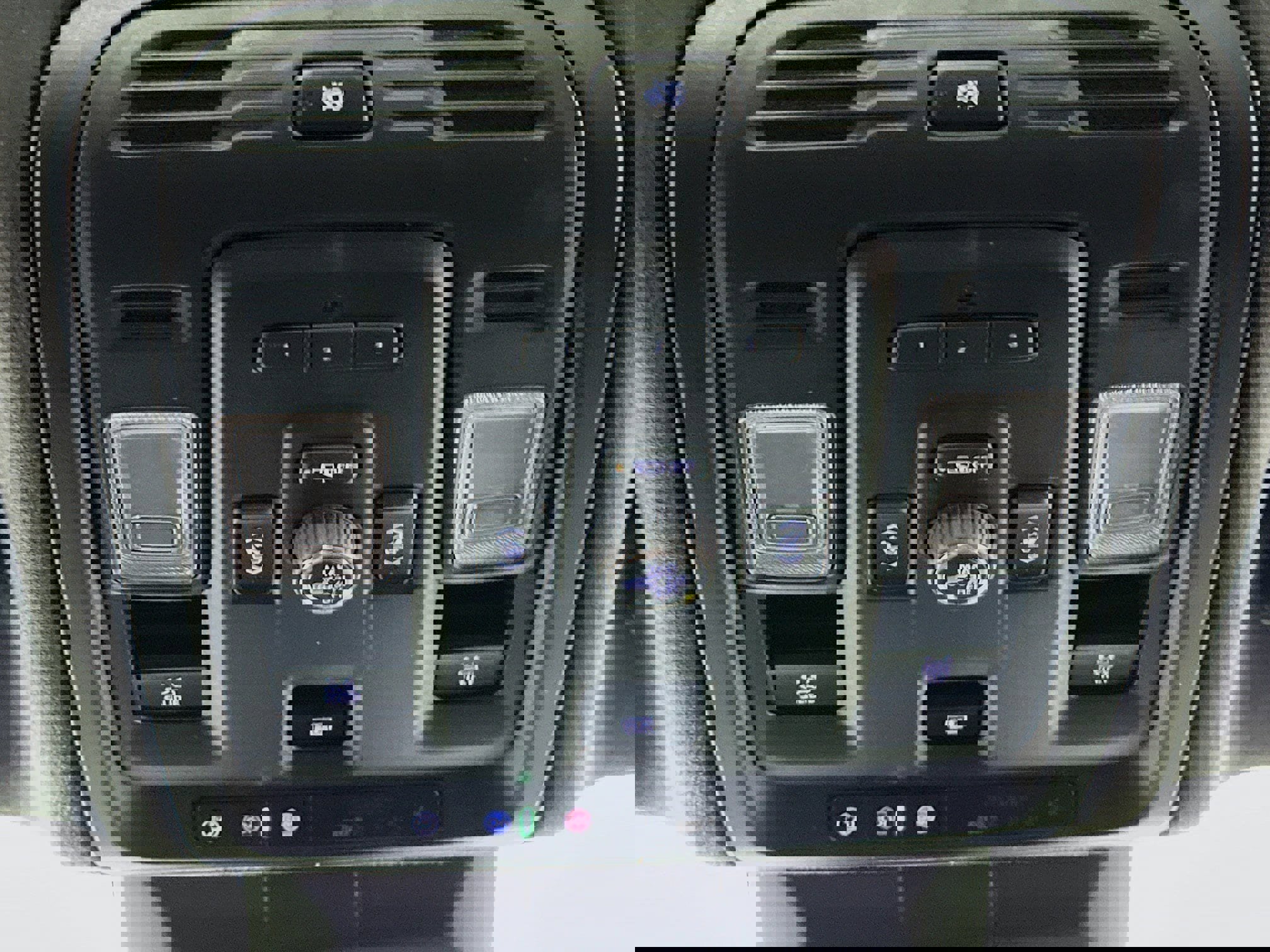 Used 2023 Cadillac Escalade Sport Platinum image 17