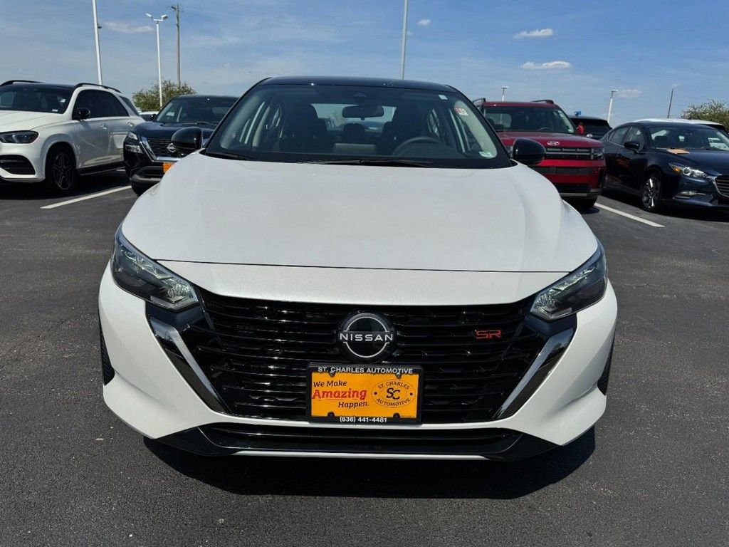 Used 2025 Nissan Sentra SR image 9