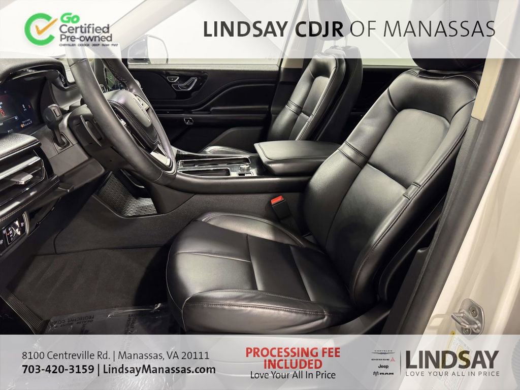 Used 2023 Lincoln Aviator AWD w/ Premium Package image 16