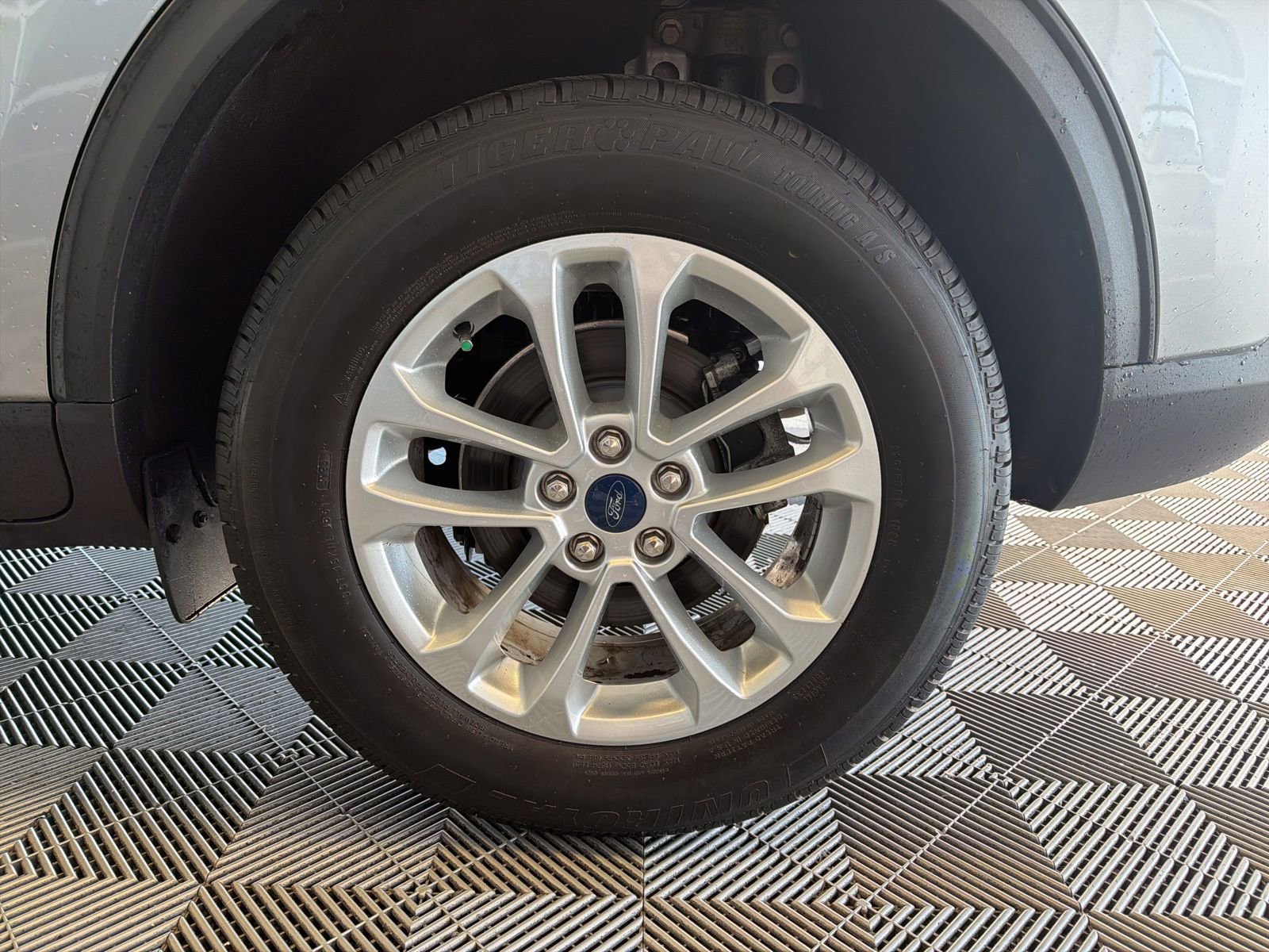 Used 2022 Ford Escape SE AWD/4WD image 9
