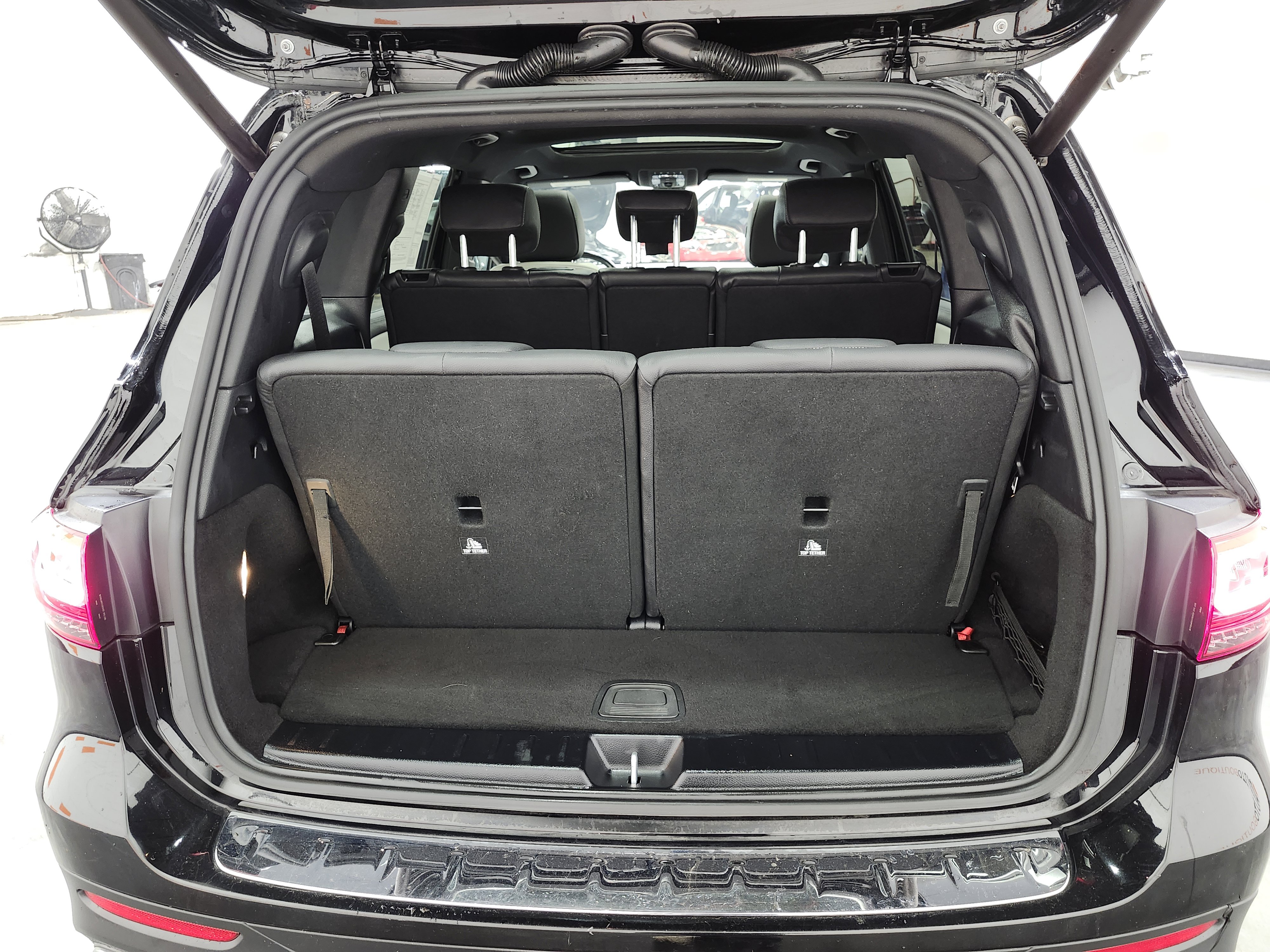 Used 2021 Mercedes-Benz GLB 250 4MATIC image 25