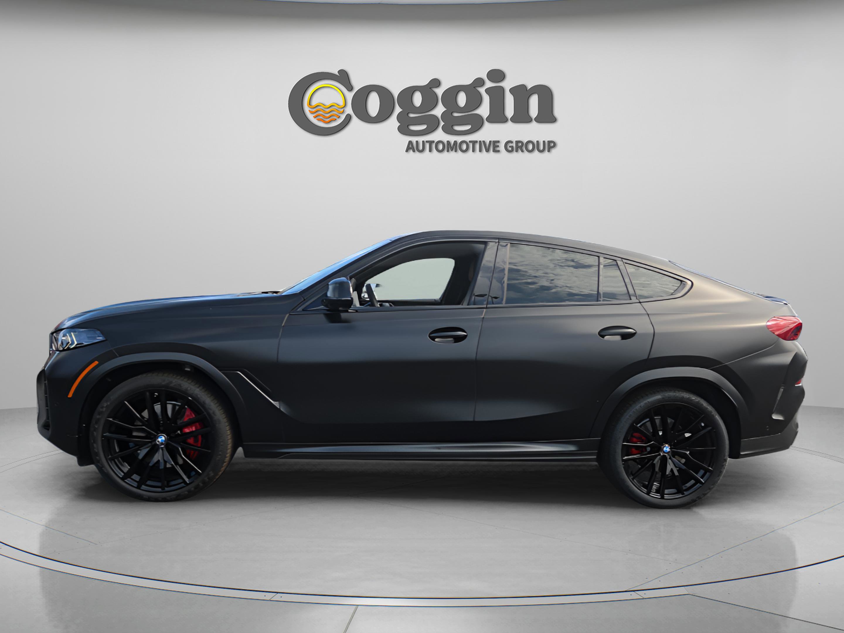 Certified 2024 BMW X6 xDrive40i w/ Executive Package AWD/4WD image 2