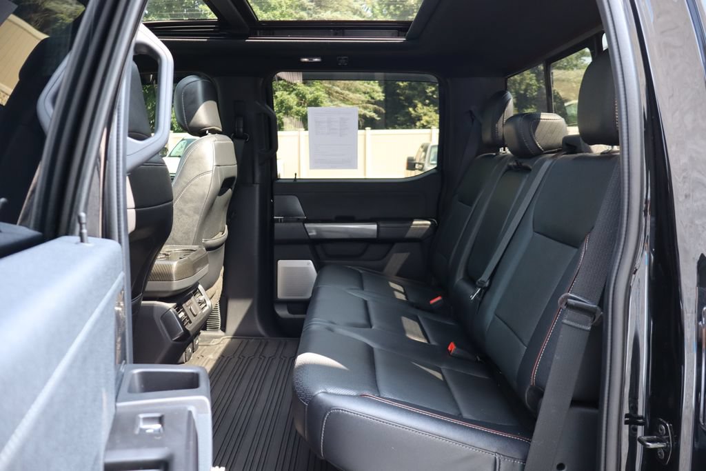 Used 2022 Ford F150 Lariat w/ Equipment Group 502A High AWD/4WD image 11