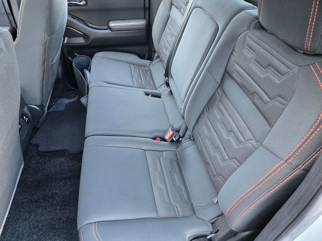 Used 2024 Nissan Frontier Pro-X w/ Pro Convenience Package image 10