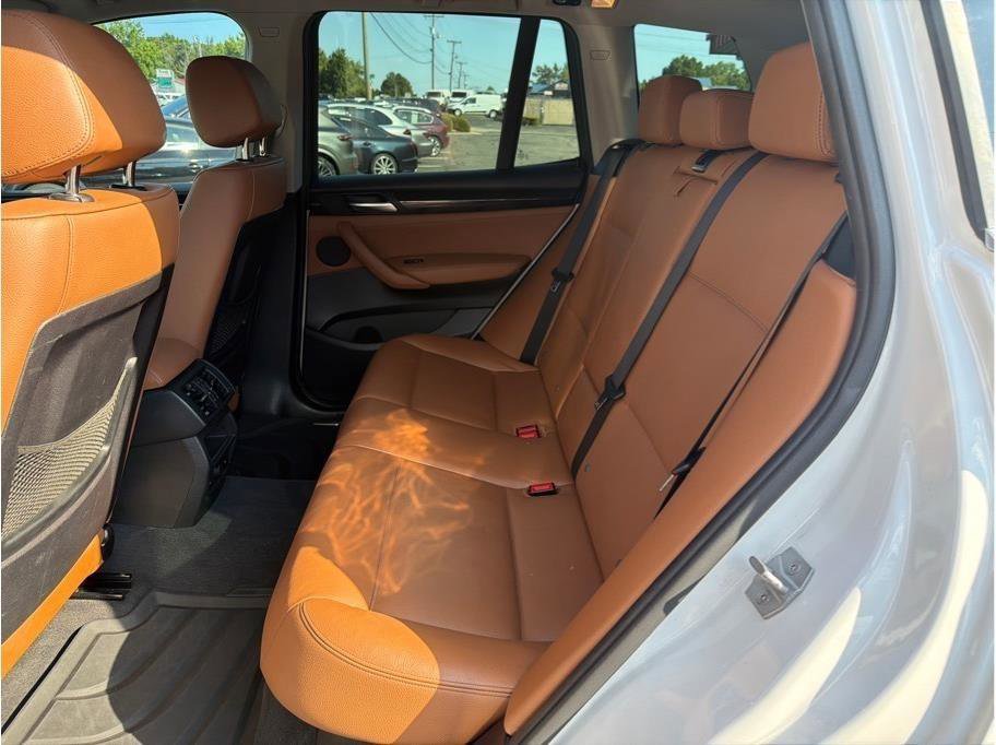 Used 2016 BMW X3 xDrive28i AWD/4WD image 12