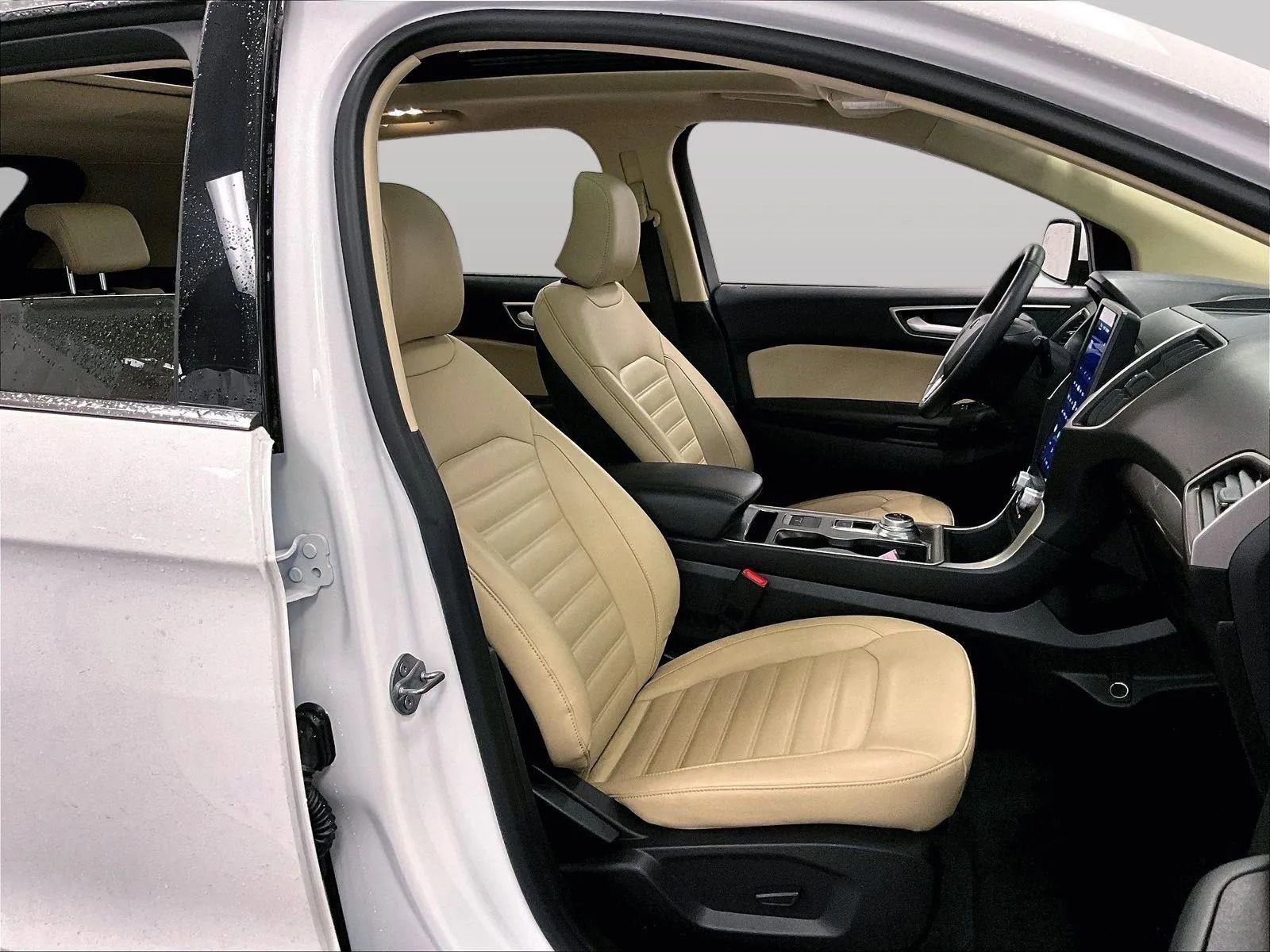 Certified 2024 Ford Edge SEL w/ Convenience Package image 7