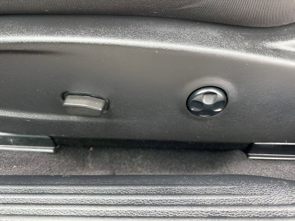 Used 2021 Dodge Challenger GT w/ Performance Handling Group image 10