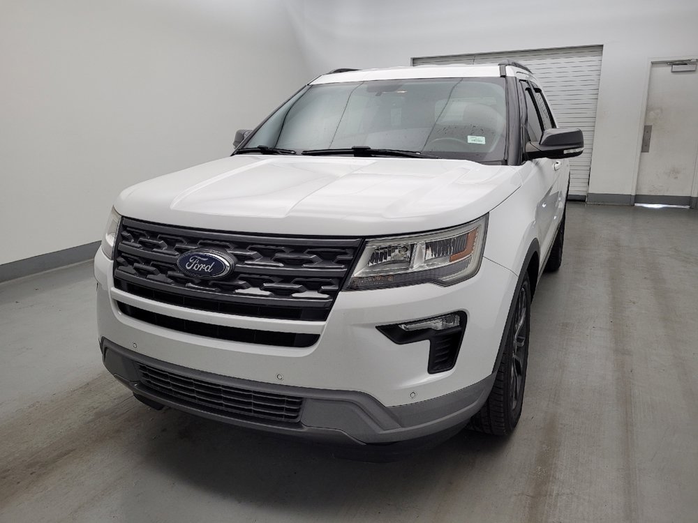 Used 2018 Ford Explorer XLT w/ Equipment Group 202A FWD image 15