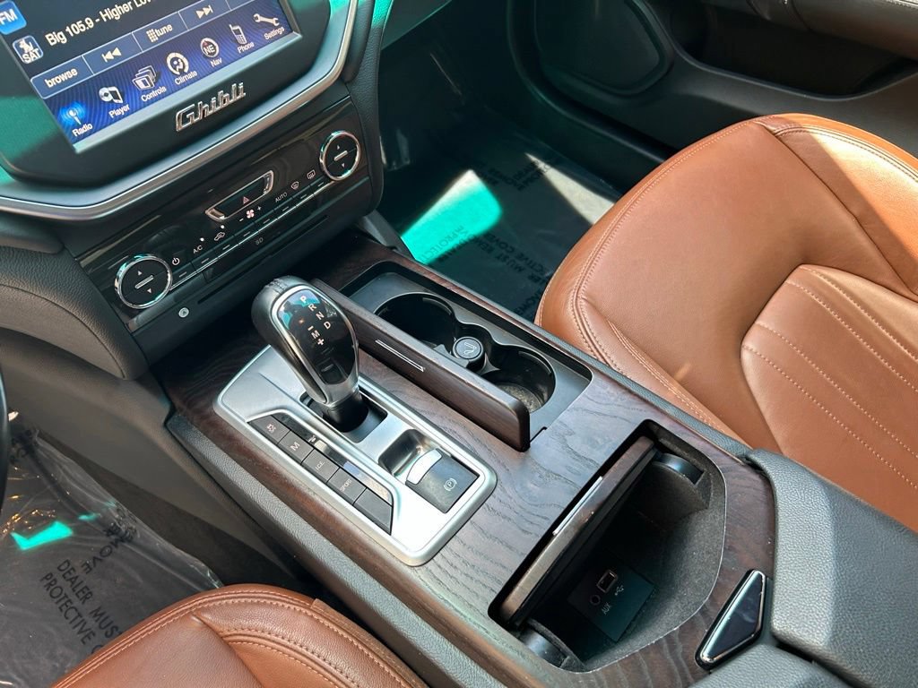 Used 2014 Maserati Ghibli RWD image 52