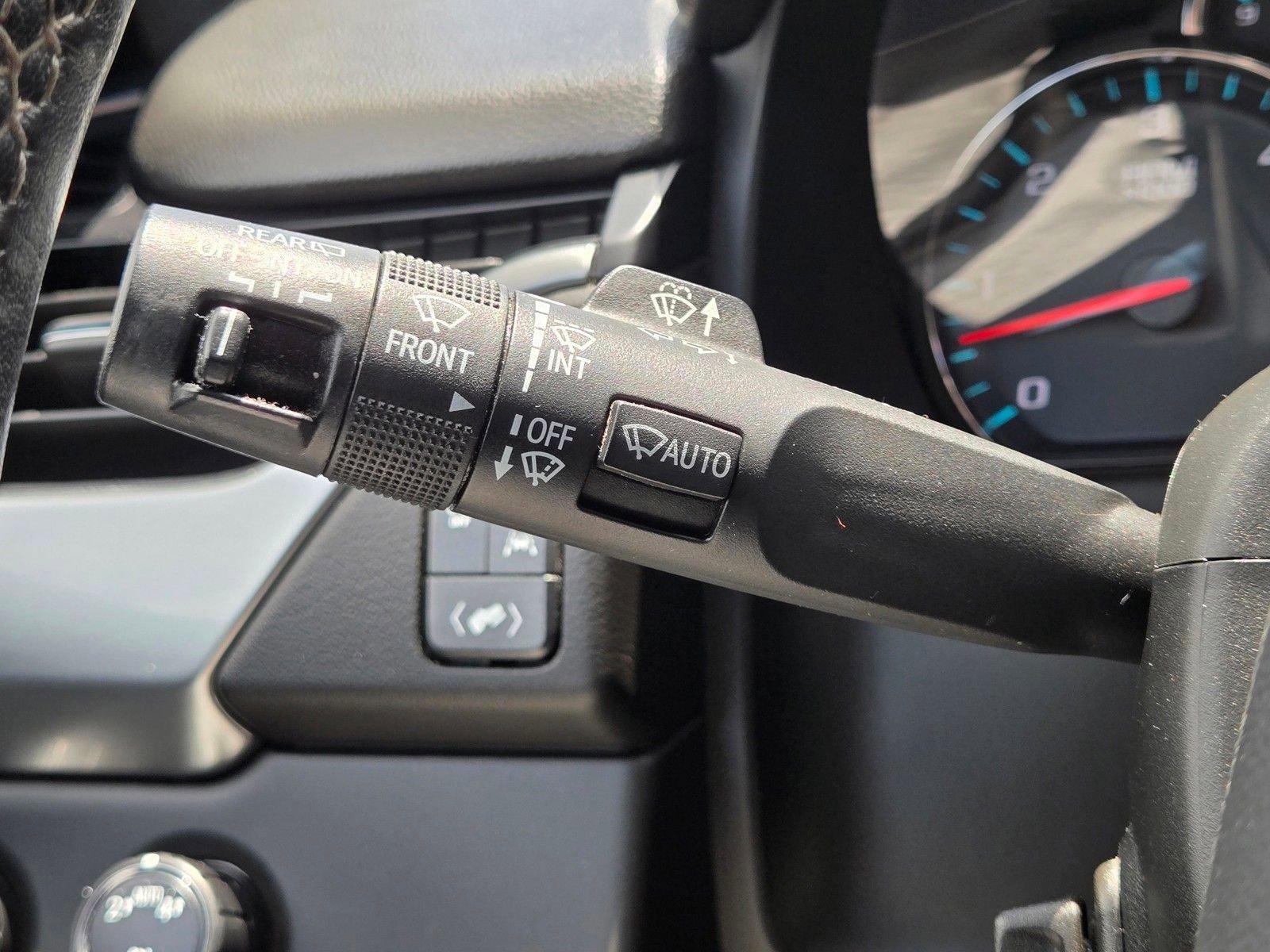 Used 2019 Chevrolet Tahoe LT AWD/4WD image 28