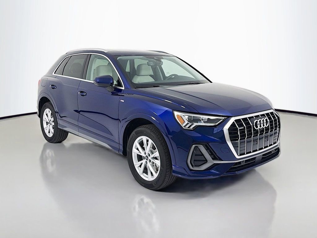 Certified 2025 Audi Q3 2.0T Premium Plus w/ Premium Plus Package image 1