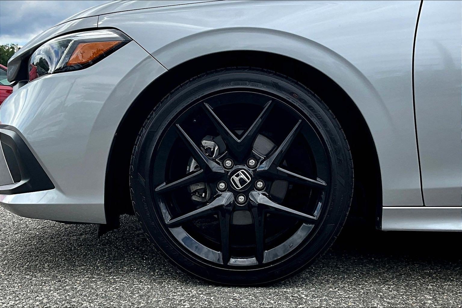 Used 2023 Honda Civic Sport image 8