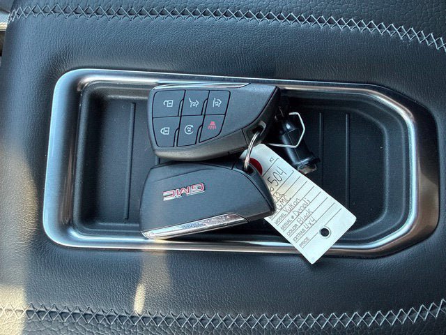 Used 2022 GMC Yukon Denali AWD/4WD image 38