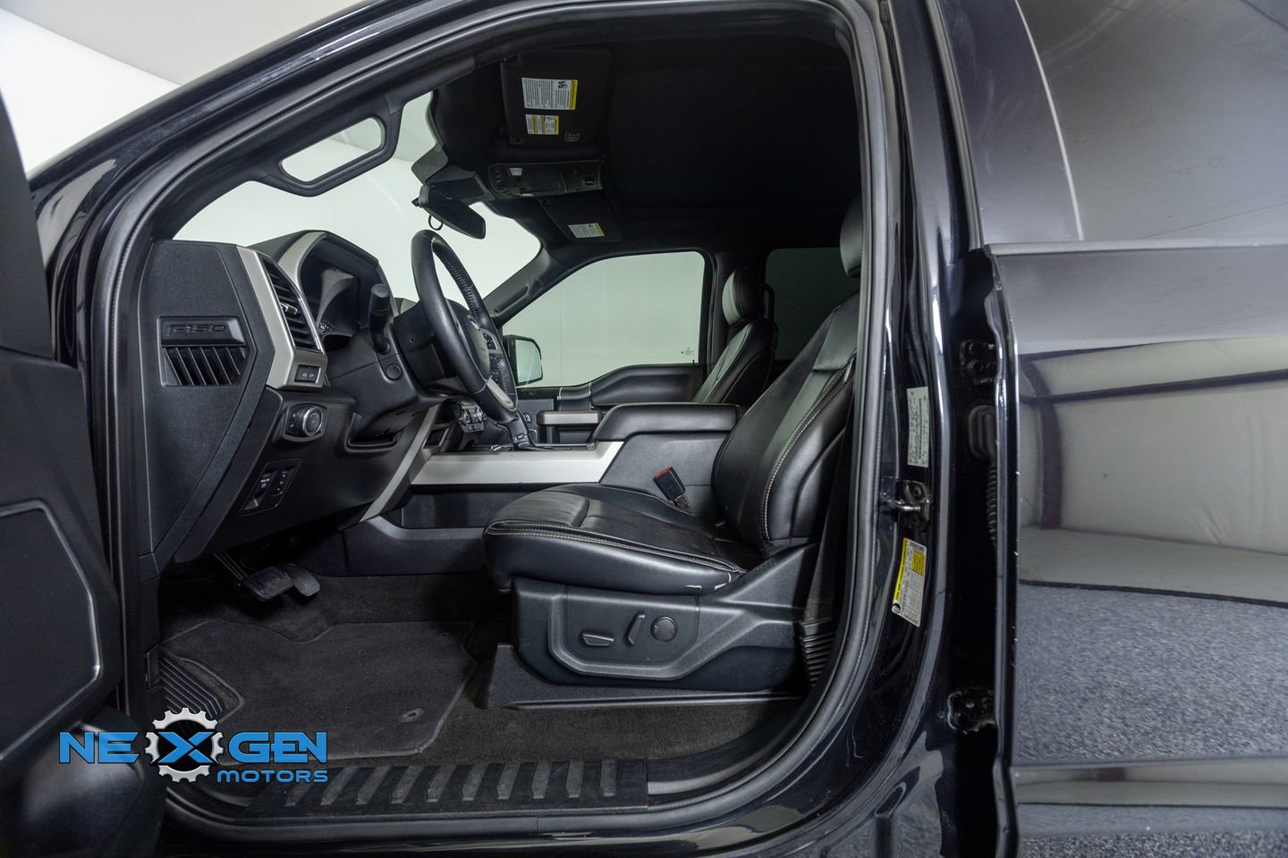 Used 2020 Ford F150 Lariat w/ Equipment Group 502A Luxury image 11