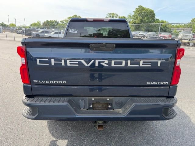 Used 2020 Chevrolet Silverado 1500 Custom w/ Custom Value Package image 3