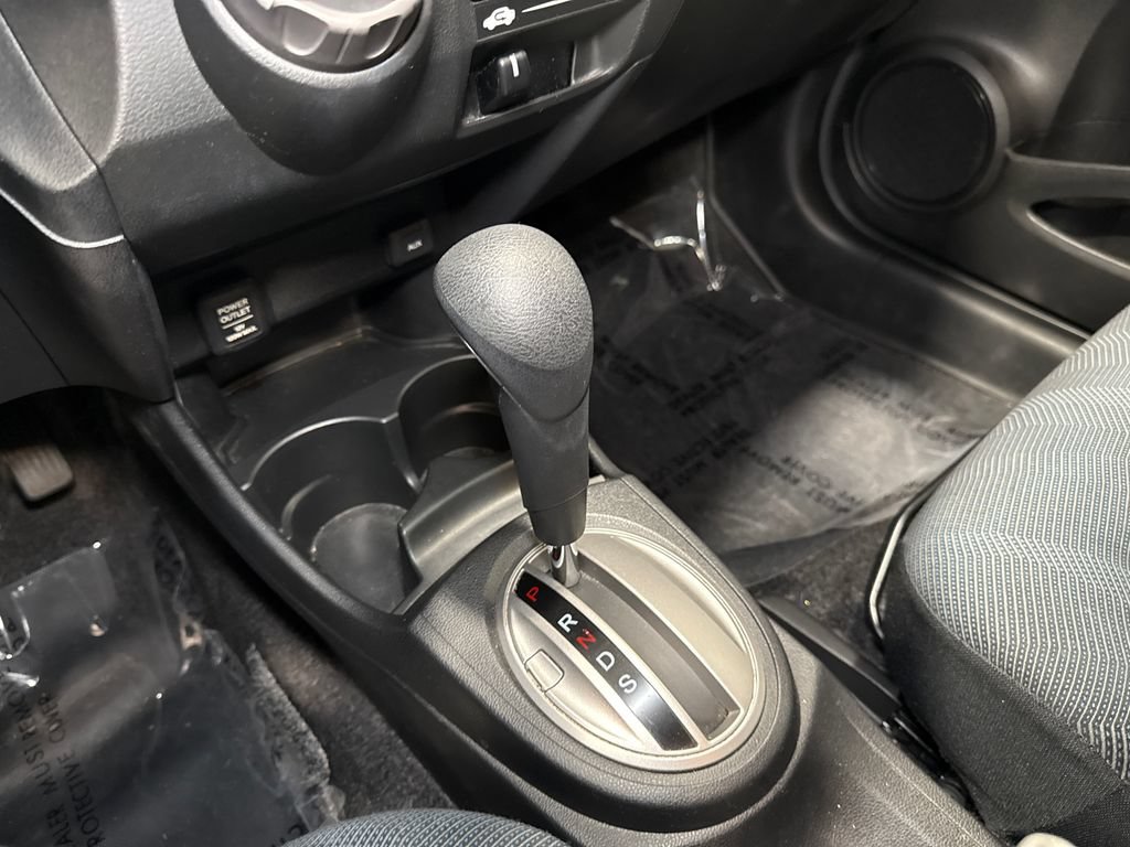 Used 2009 Honda Fit Sport image 16