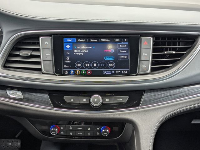 Used 2024 Buick Enclave Premium image 24