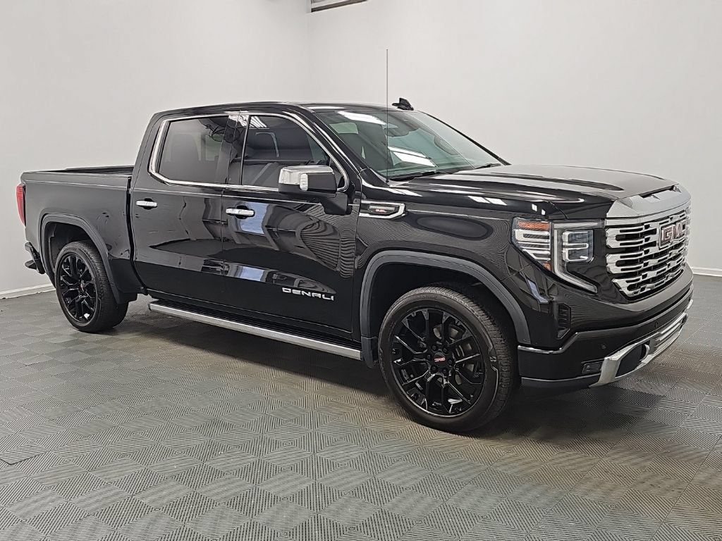 Certified 2023 GMC Sierra 1500 Denali w/ Denali Reserve Package AWD/4WD image 3