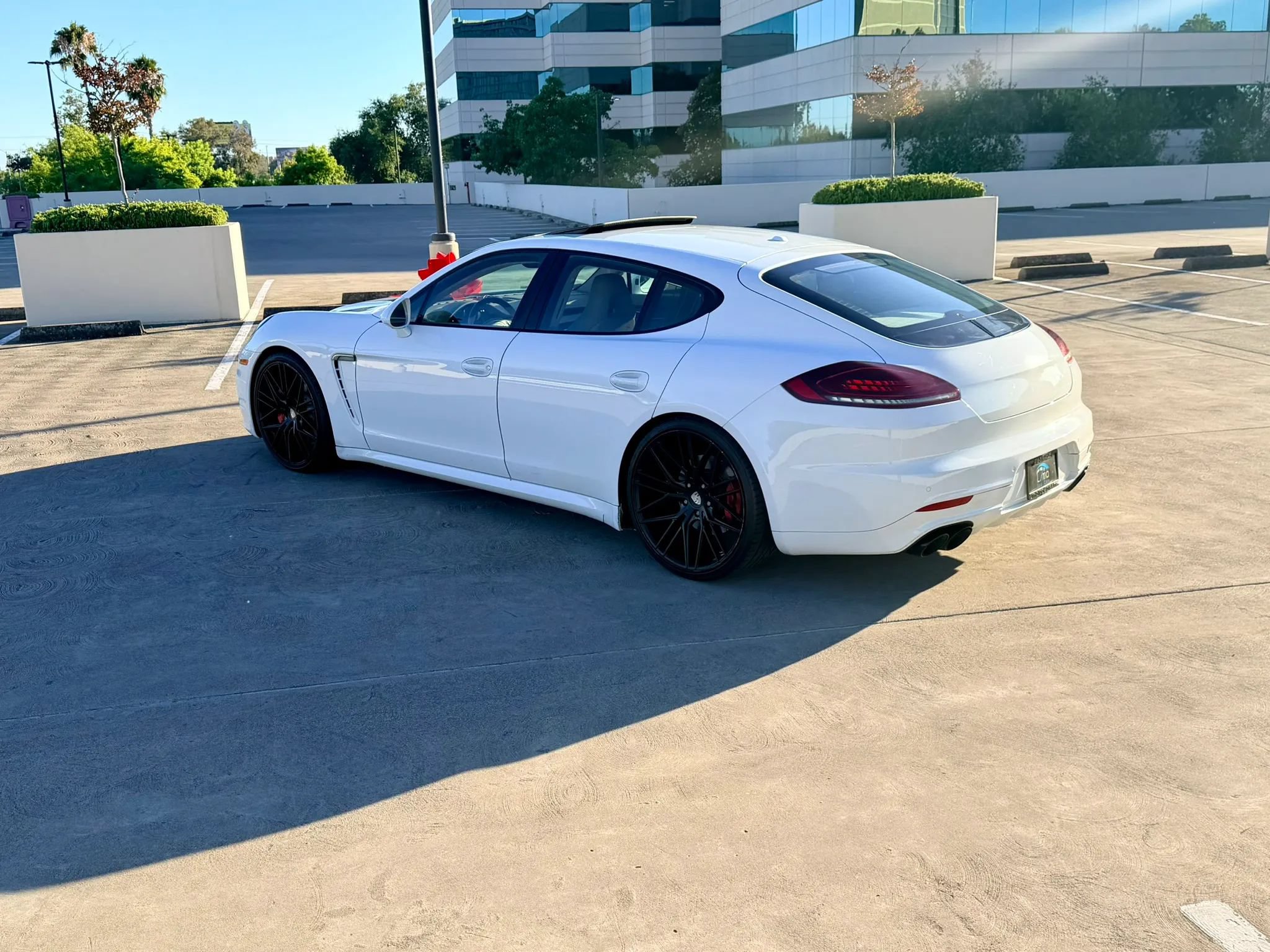 Used 2015 Porsche Panamera GTS AWD/4WD image 15