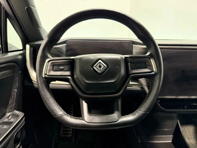 Used 2022 Rivian R1T Adventure AWD/4WD image 10