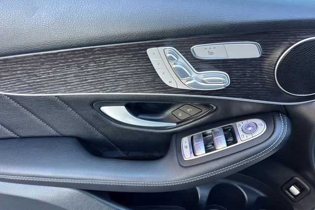 Used 2022 Mercedes-Benz GLC 300 4MATIC image 11