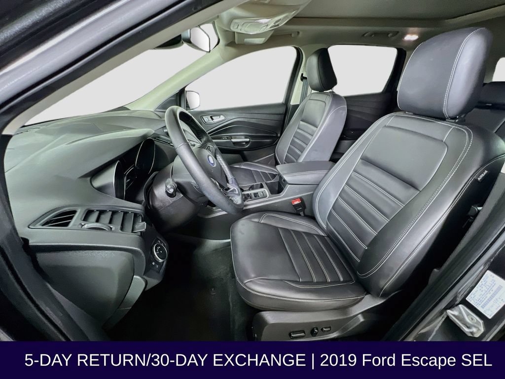 Used 2019 Ford Escape SEL FWD image 13