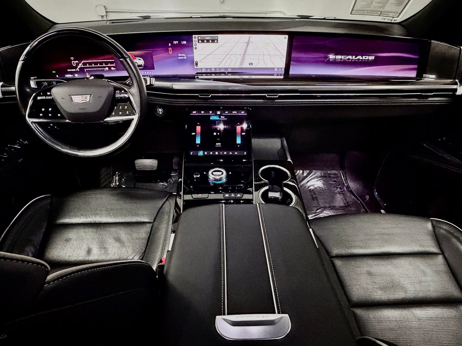 Used 2025 Cadillac Escalade ESV Premium Luxury image 32