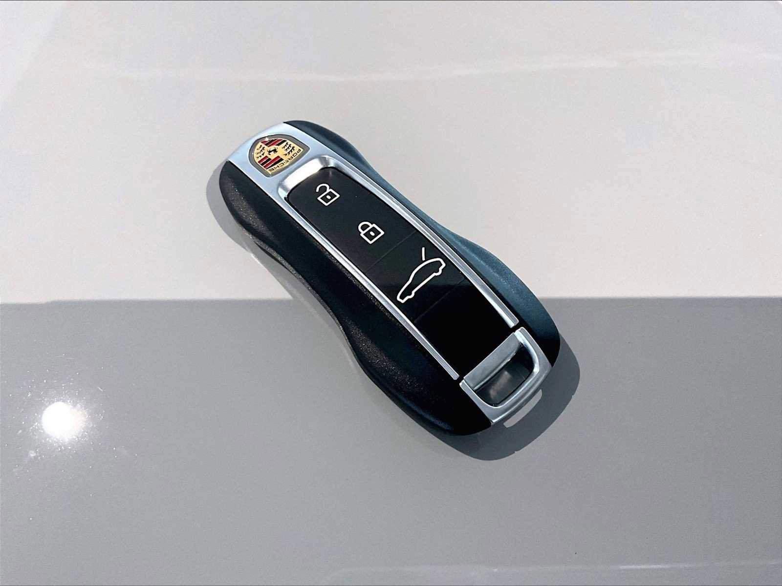 Used 2023 Porsche Panamera Turbo S image 35